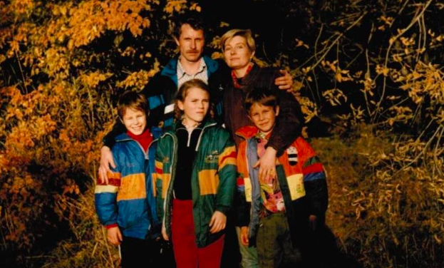 Фото Опубликованы редкие кадры из детства космонавта из Новосибирска Анны Кикиной 2